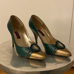 Vintage Pumps